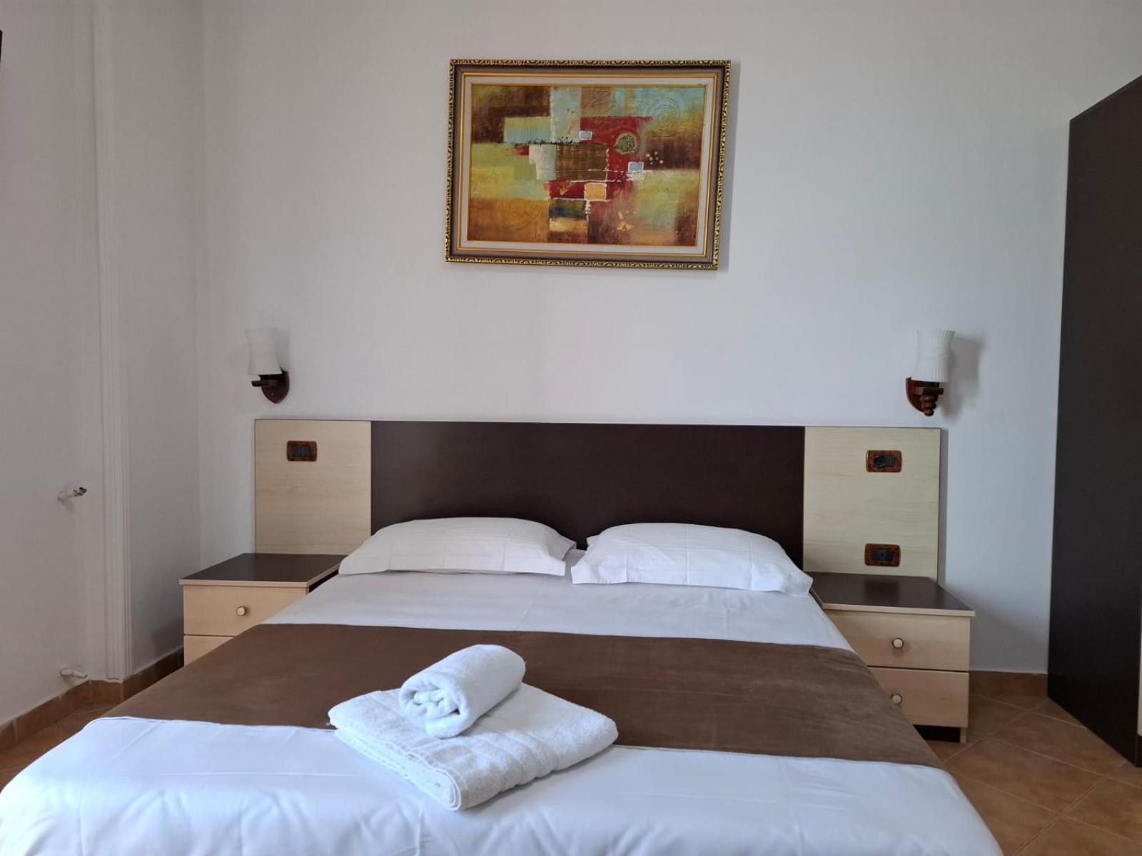 Artenisi's Sea Side Apartment *